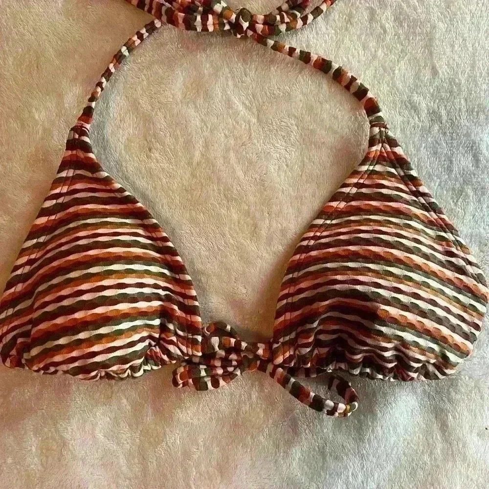 Xhilaration SZ S Swim Top